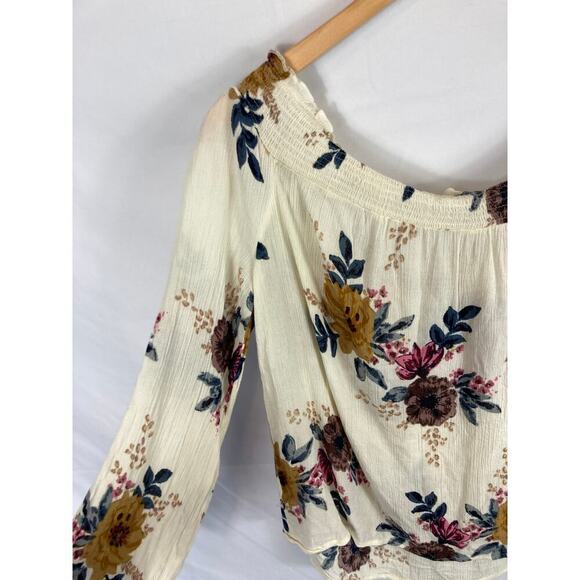 O'Neill Floral Off Shoulder Crinkle Top Ivory White Size Small - Picture 5 of 6